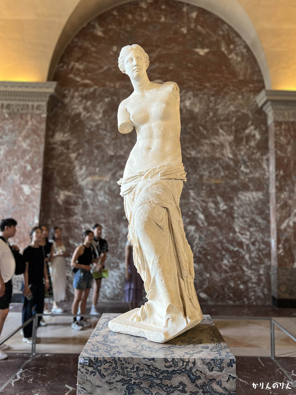 ルーブル美術館ミロのヴィーナス_パリ1日観光モデルコース